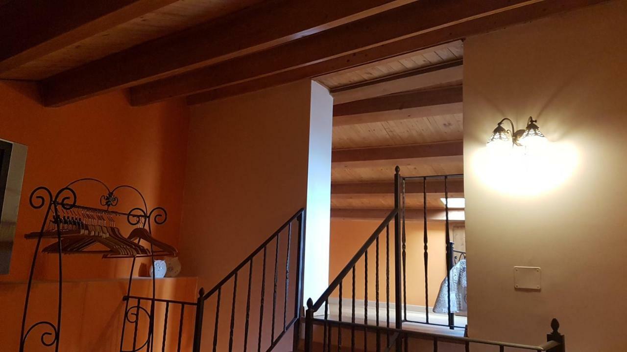 Scaccia Pensieri Villa Cerchio Buitenkant foto