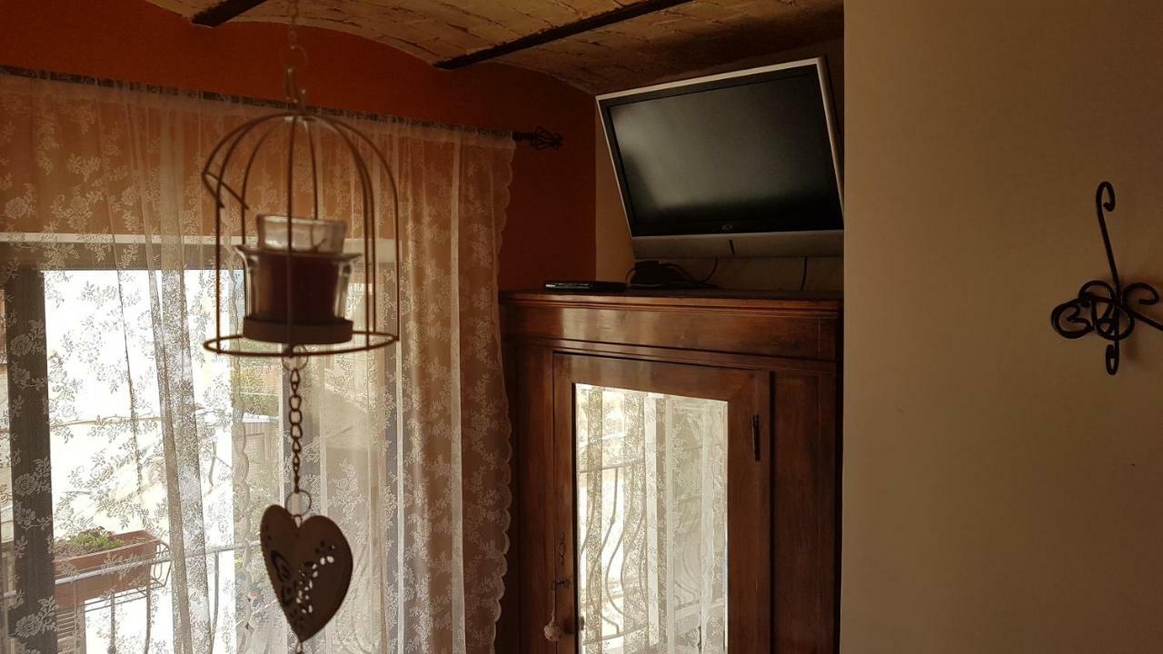 Scaccia Pensieri Villa Cerchio Buitenkant foto