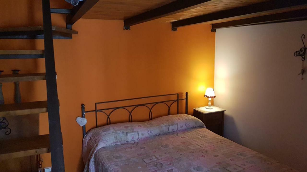 Scaccia Pensieri Villa Cerchio Buitenkant foto