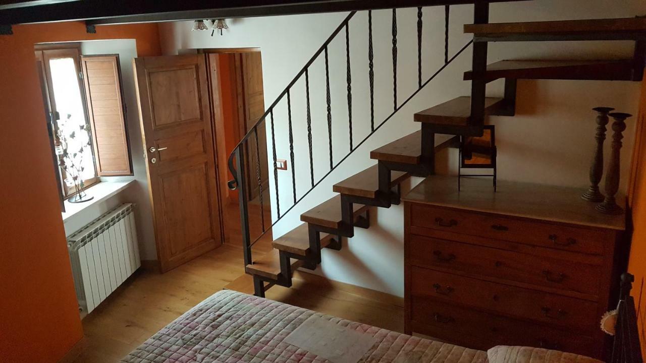 Scaccia Pensieri Villa Cerchio Buitenkant foto