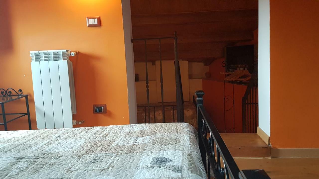 Scaccia Pensieri Villa Cerchio Buitenkant foto