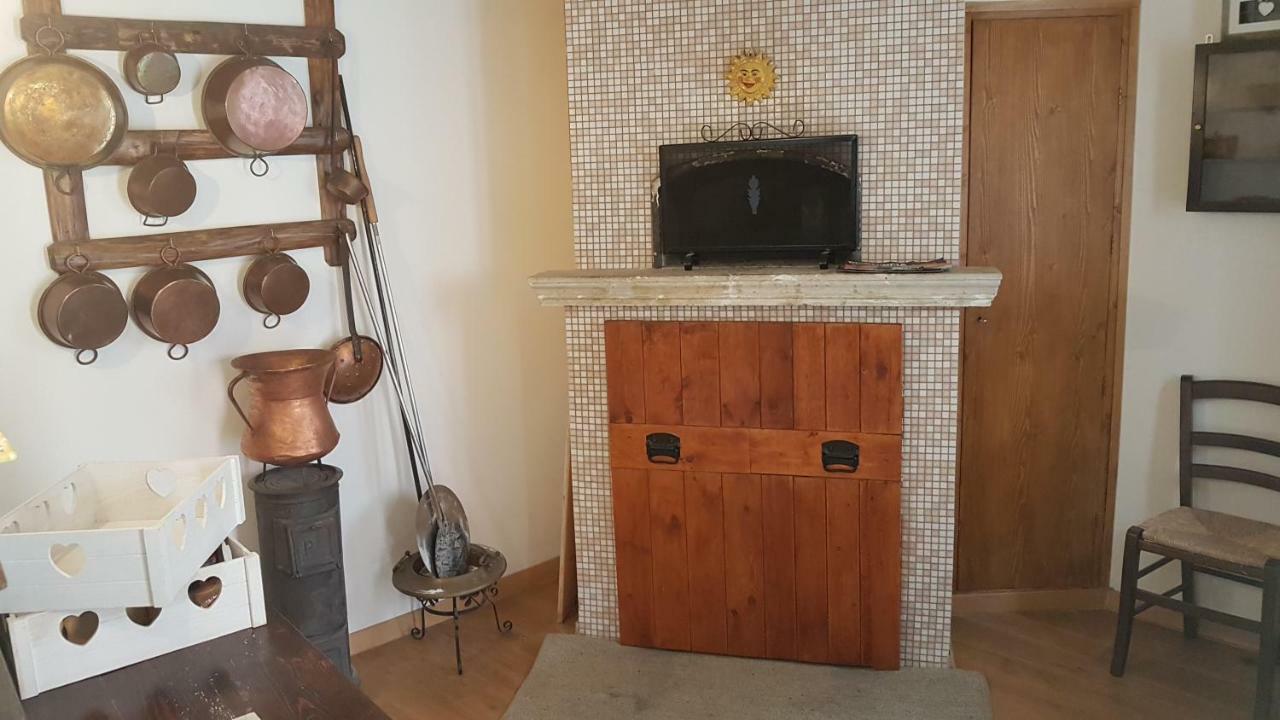 Scaccia Pensieri Villa Cerchio Buitenkant foto
