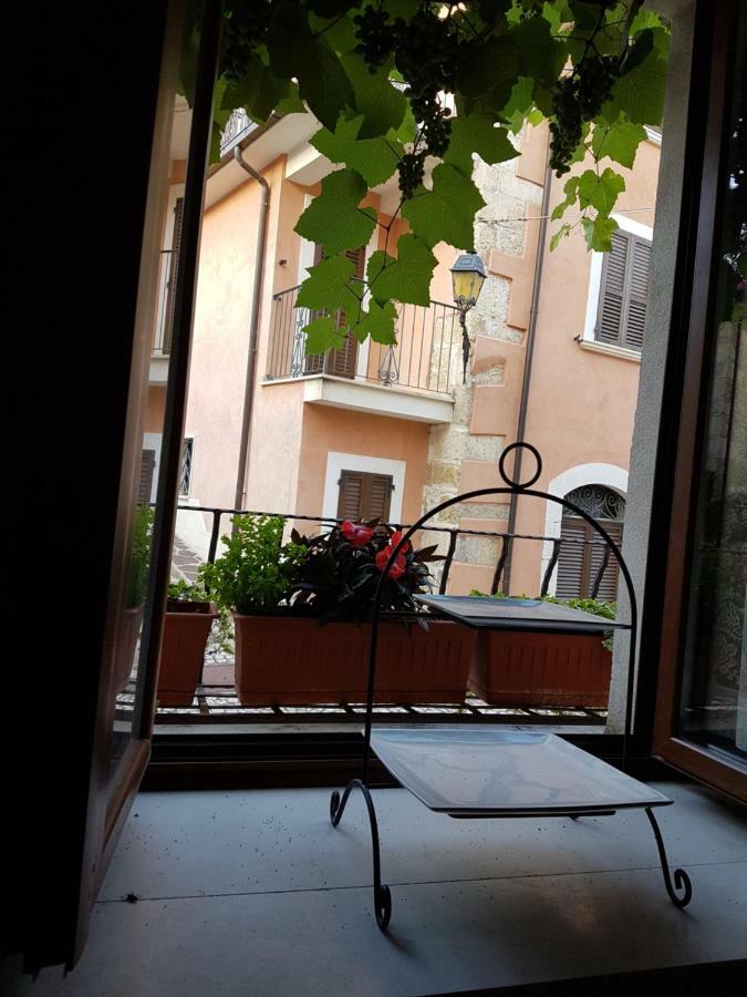 Scaccia Pensieri Villa Cerchio Buitenkant foto