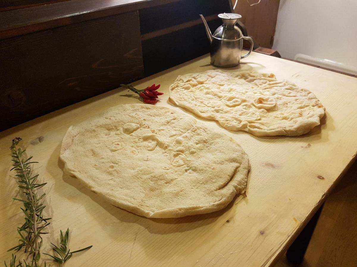 Scaccia Pensieri Villa Cerchio Buitenkant foto